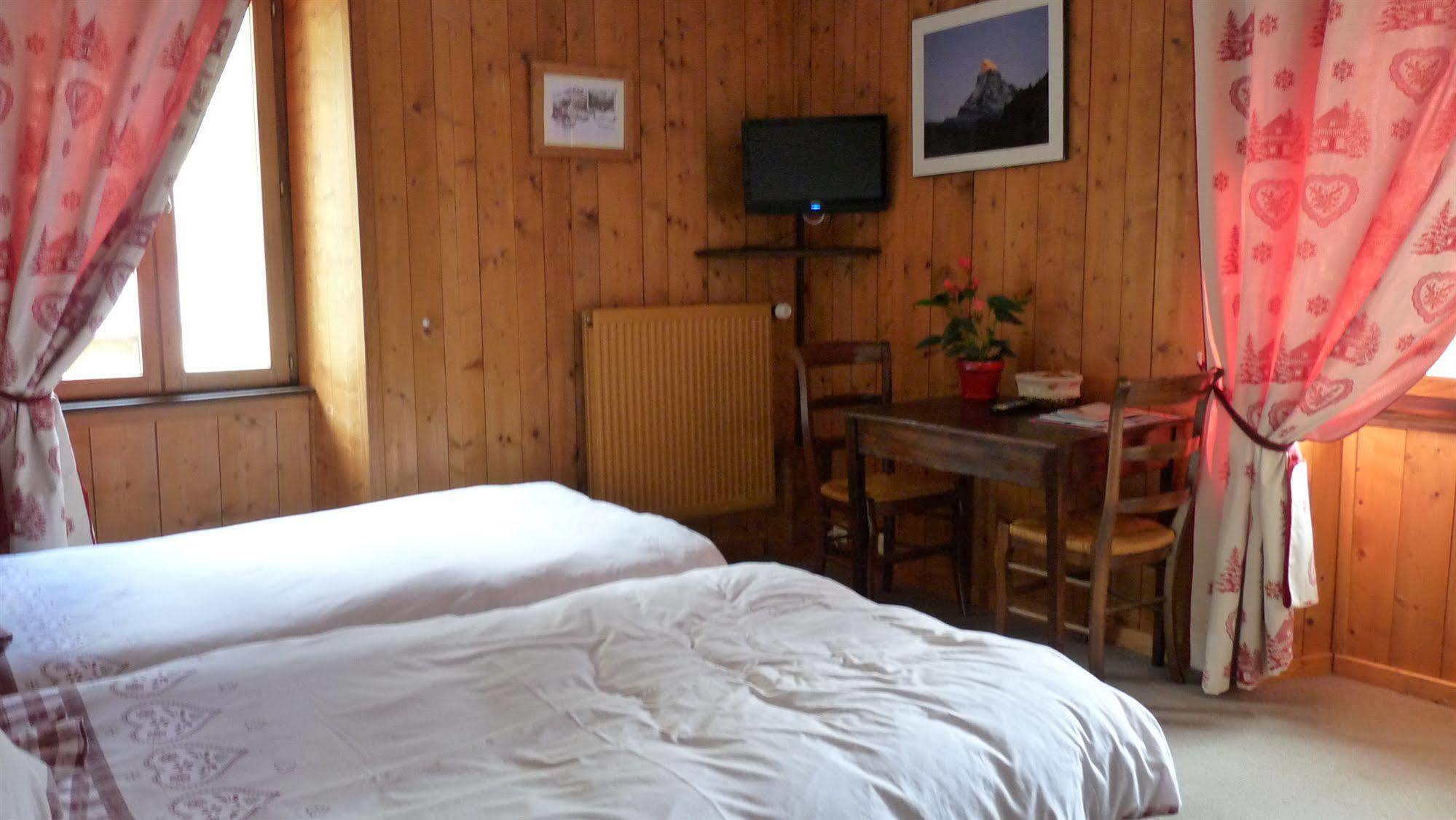 Auberge Des Gorges Servoz Eksteriør bilde